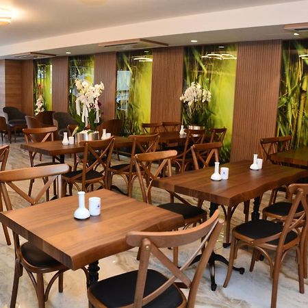Radar Hotel Истанбул Екстериор снимка