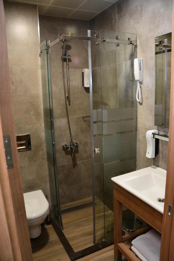 Radar Hotel Истанбул Екстериор снимка